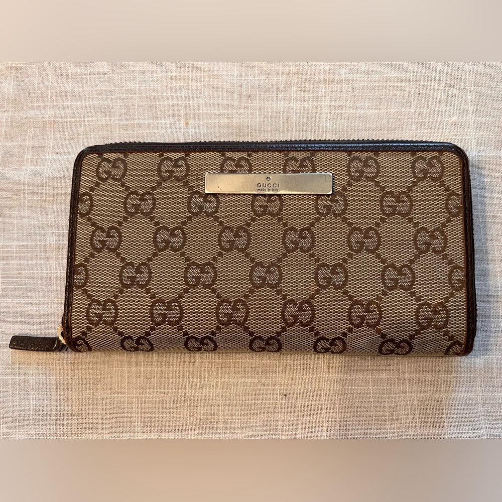 Gucci GG wallet